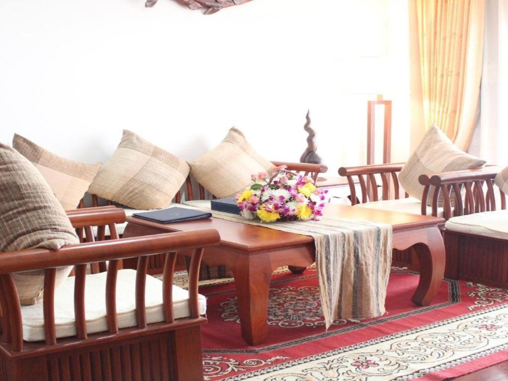 Daosavanh Resort&Spa Hotel Savannakhét Exteriör bild