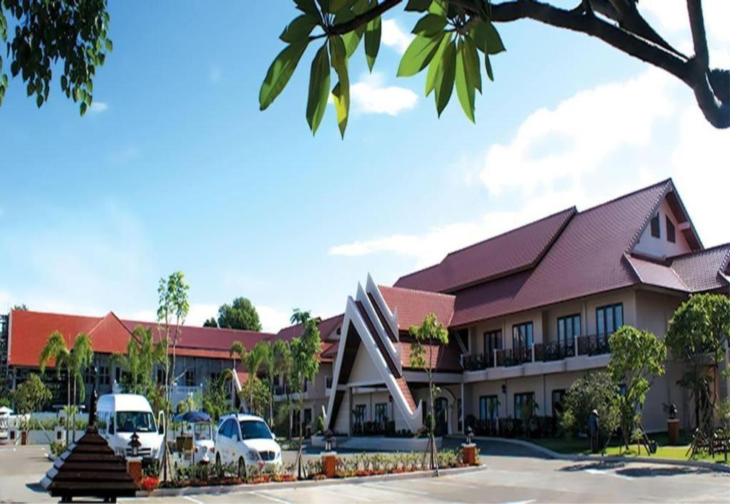 Daosavanh Resort&Spa Hotel Savannakhét Exteriör bild