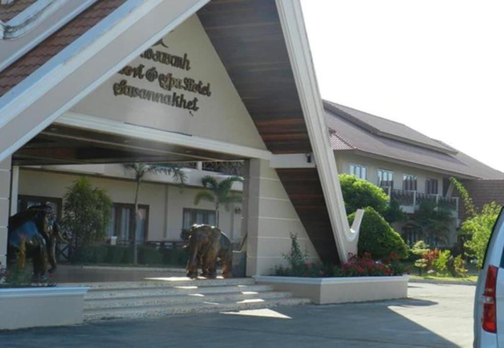 Daosavanh Resort&Spa Hotel Savannakhét Exteriör bild